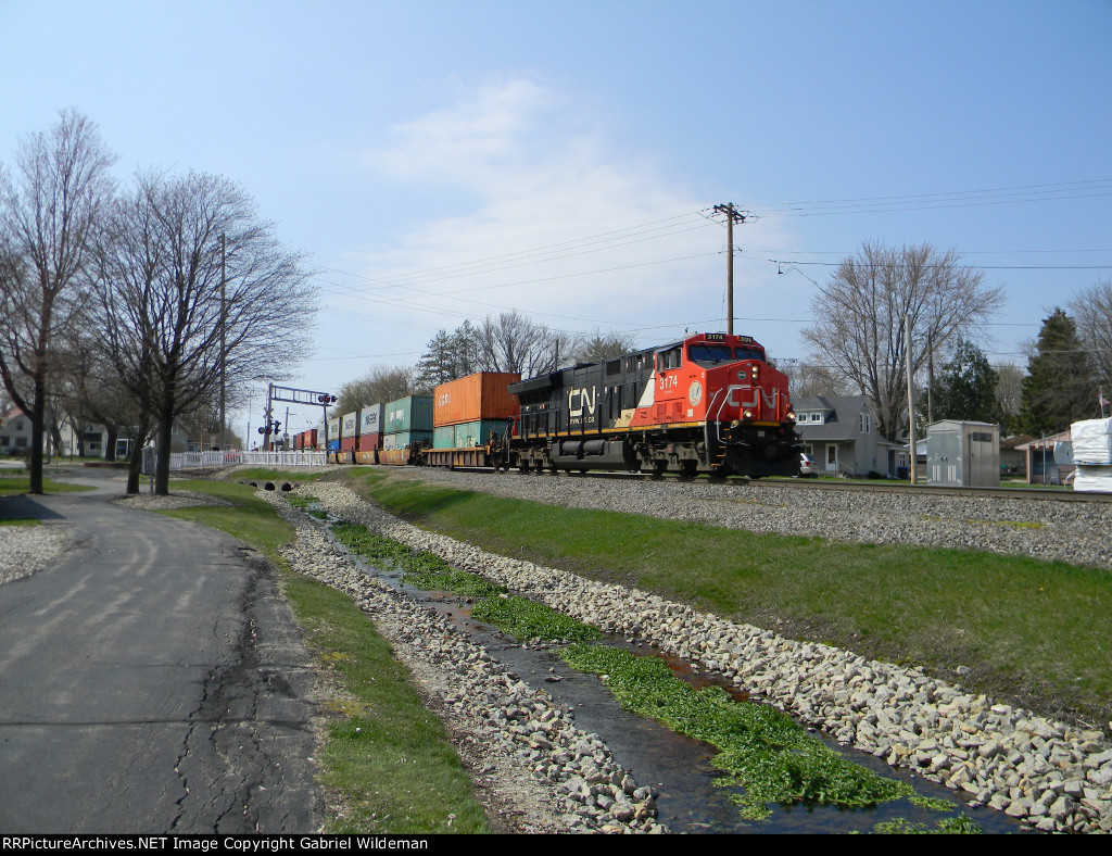 CN 3174